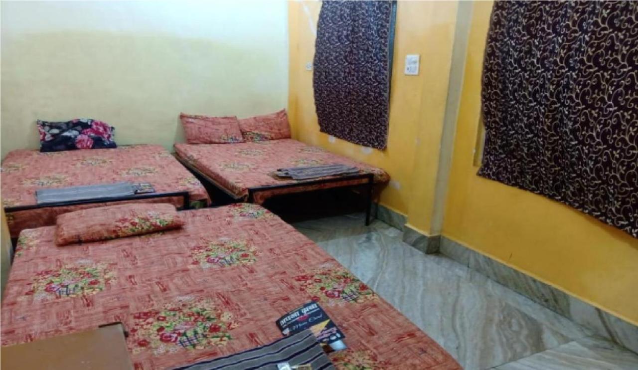 Maheshwari Bhavan By Wb Inn Sitapur Muafi Luaran gambar